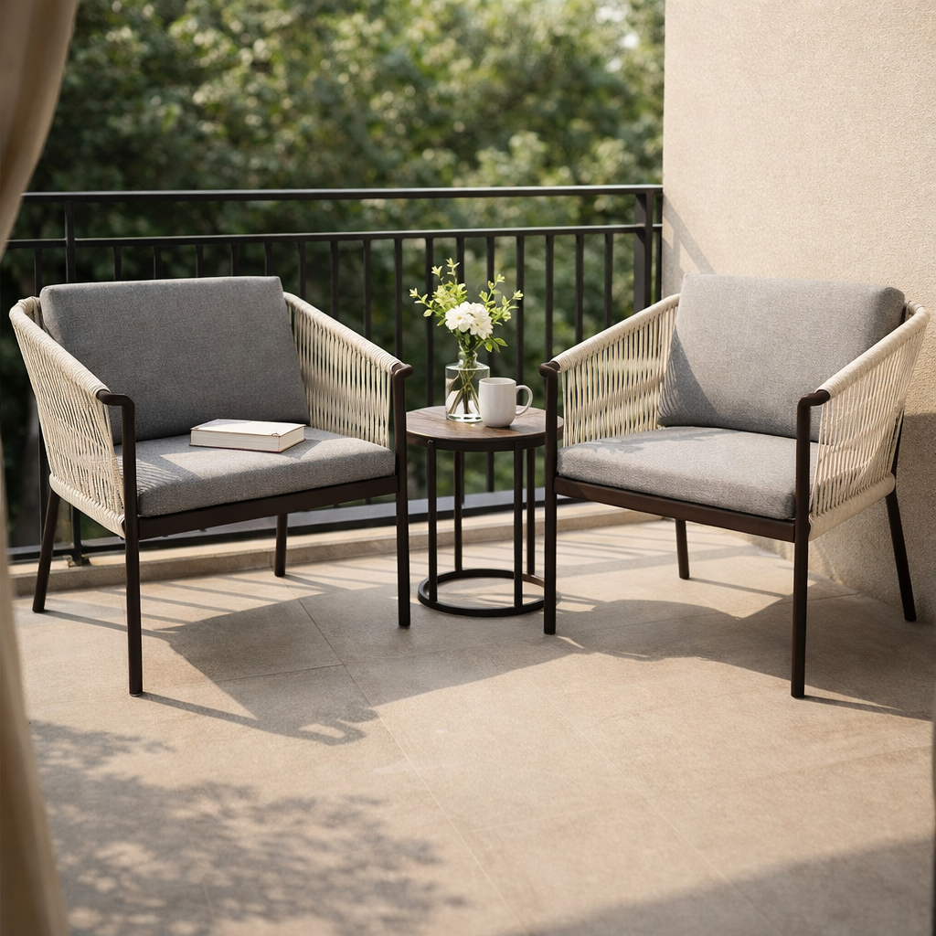 CLUB ARMCHAIR WITH CUSHION (AHO/014/004)