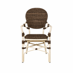 BRITTANY AHCH.009.001