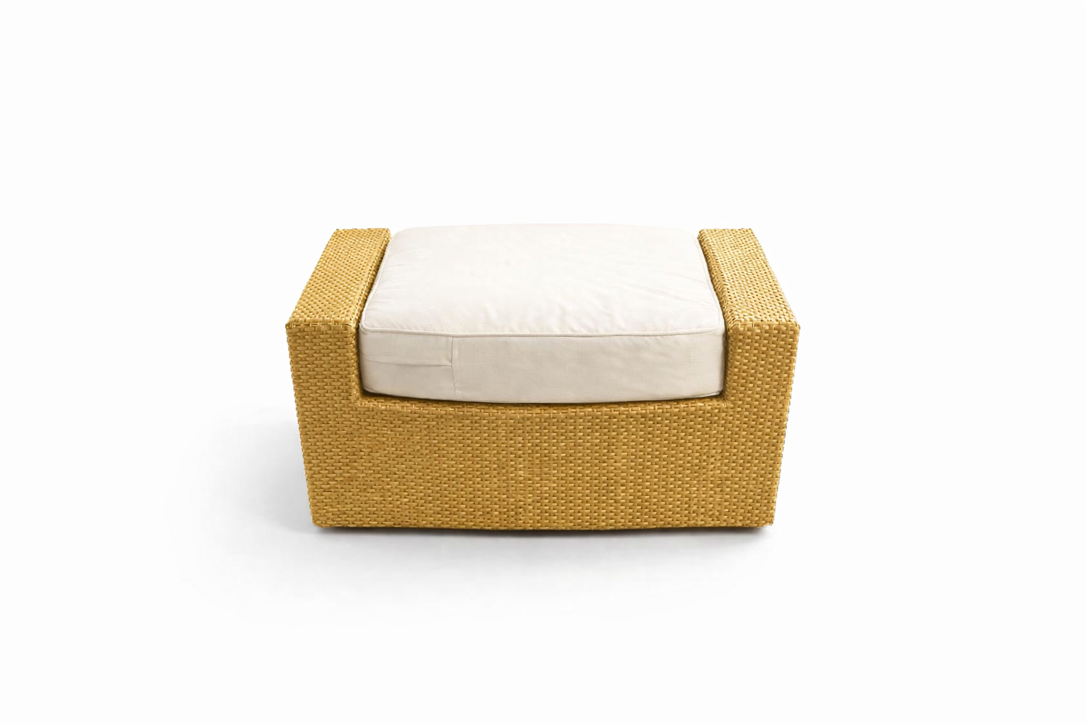 OTTOMAN WITH CUSHION (AHOL/100/006)