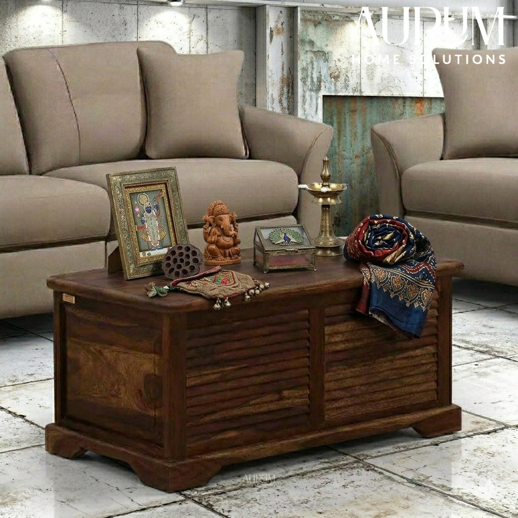 Provincial Elegance Sheesham Trunk in Teak Polish