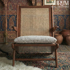 Contemporary Rattan Kangaroo Lounge Chair
