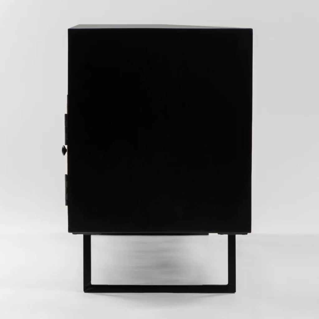 Coastal Charm TV Stand in Wood and Rattan