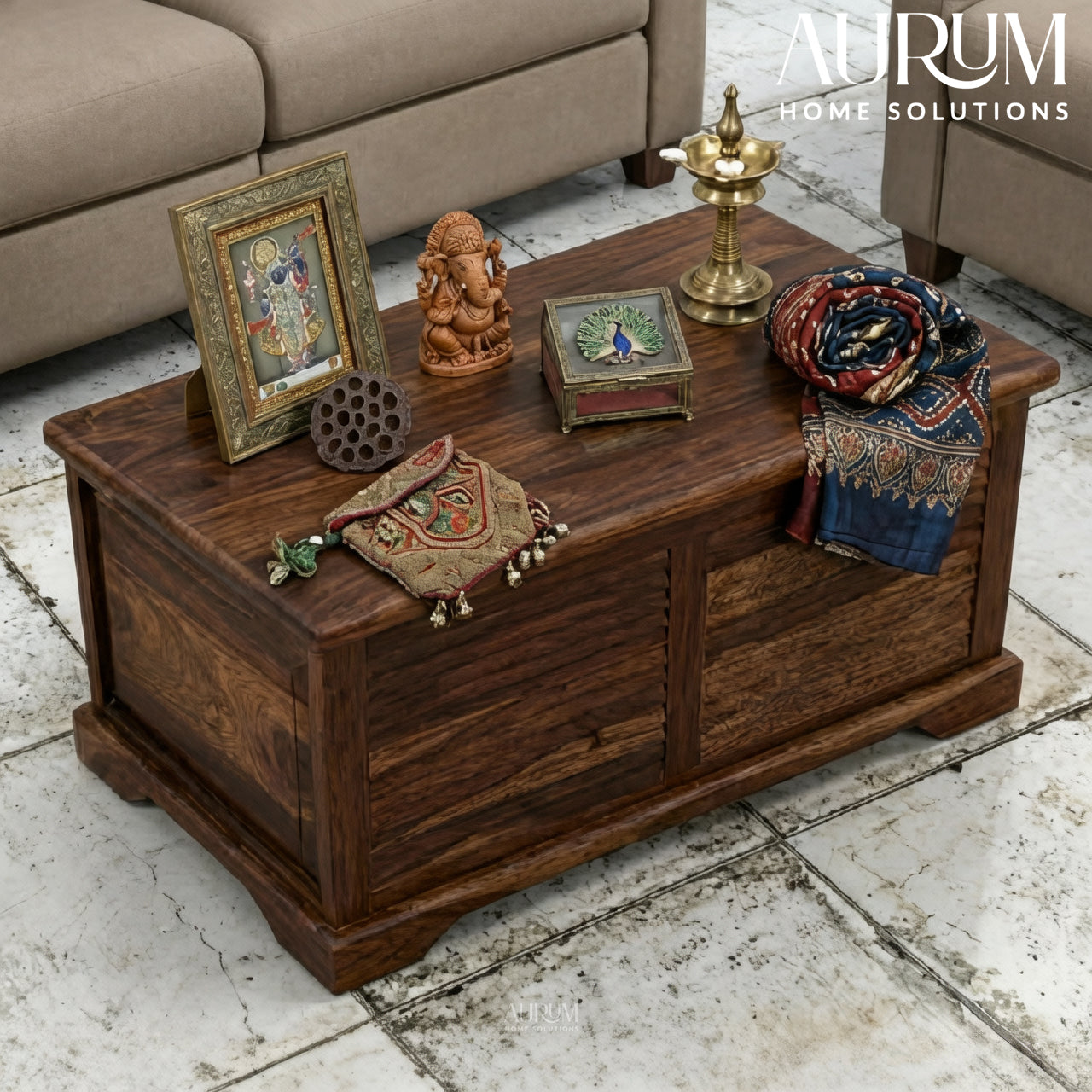 Provincial Elegance Sheesham Trunk in Teak Polish